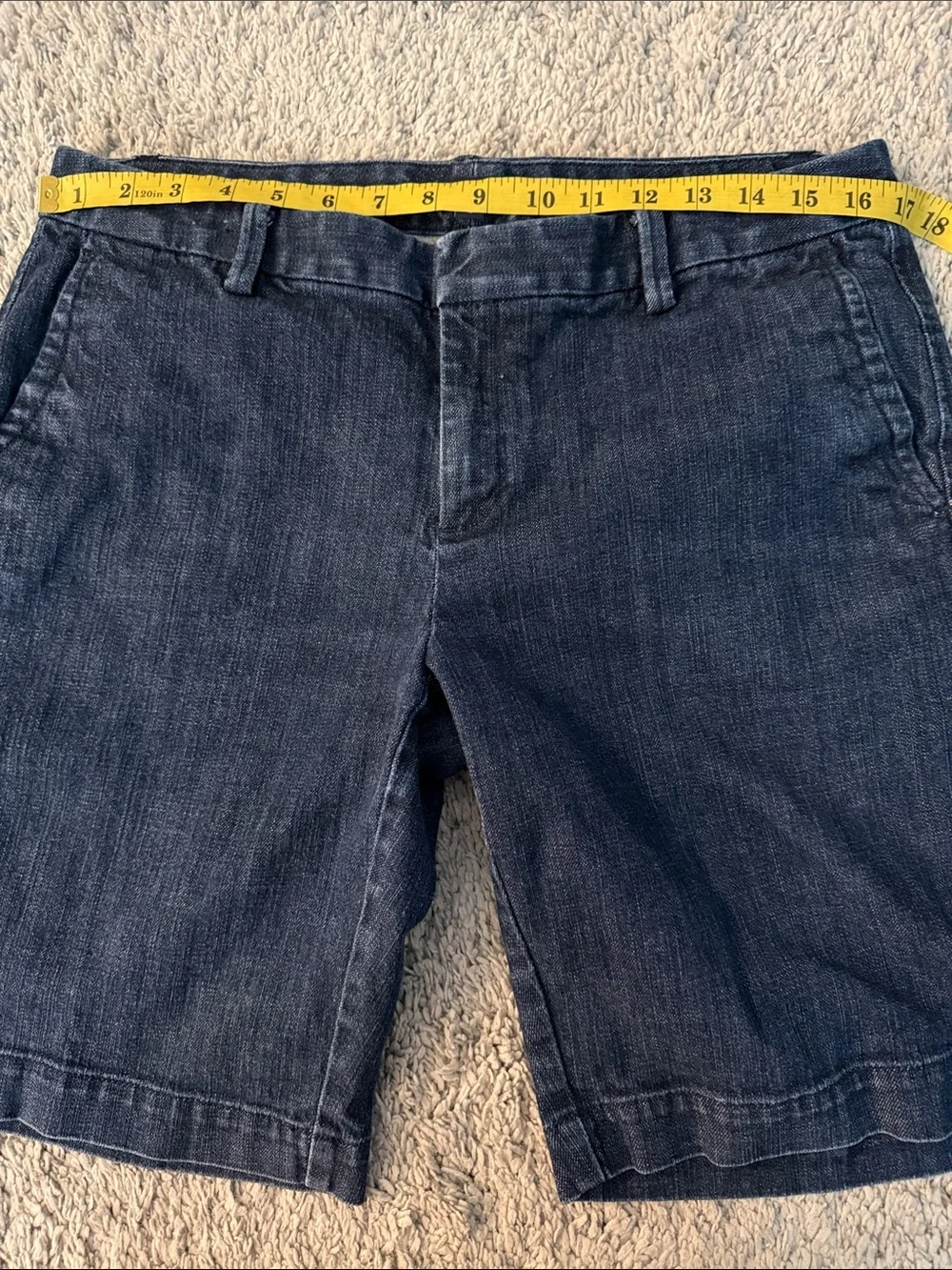 GAP casual womens
